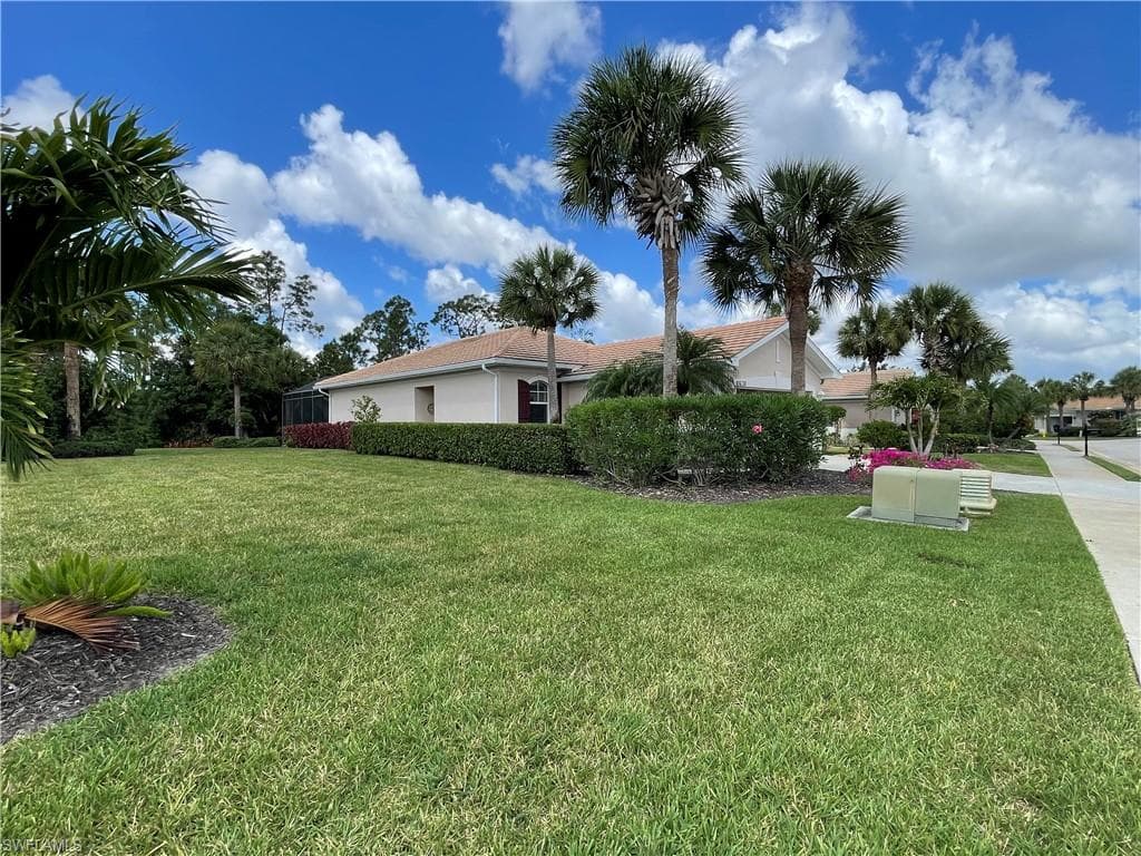 10630 Camarelle CIR-49
