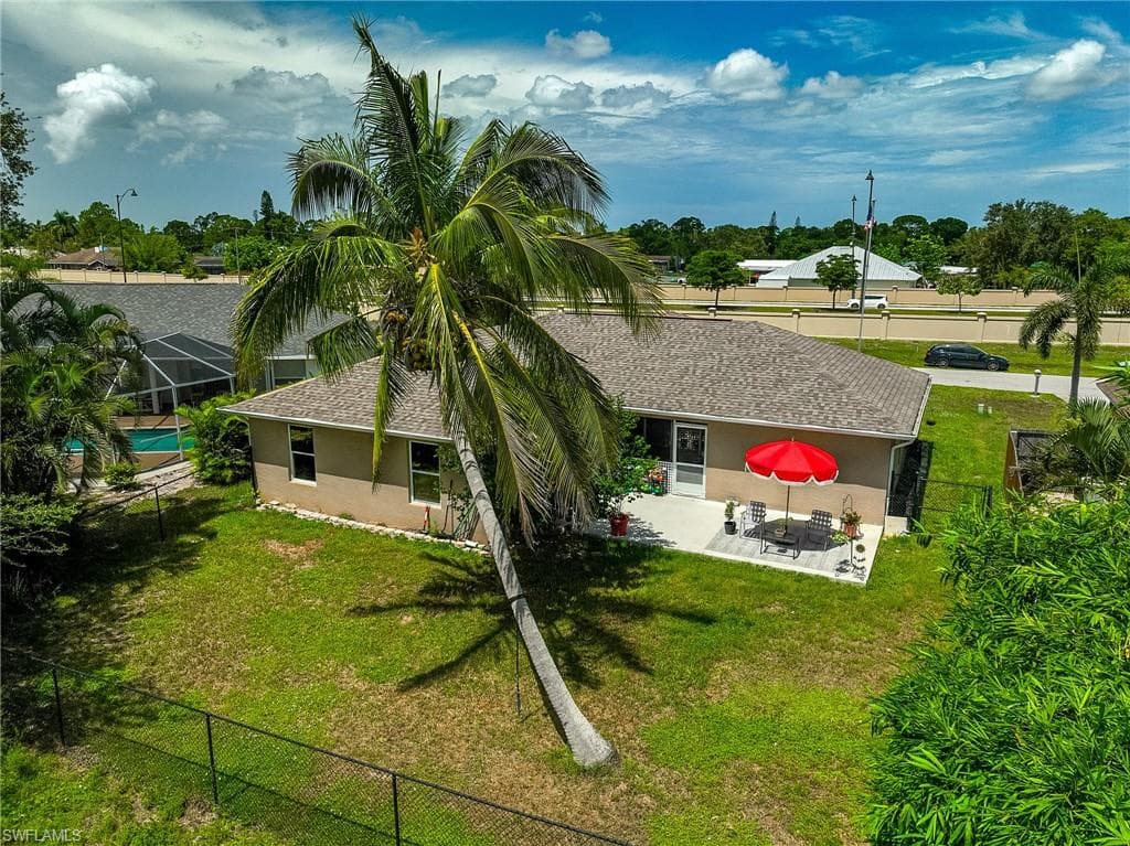 11568 Forest Mere DR, BONITA SPRINGS FL 34135-21