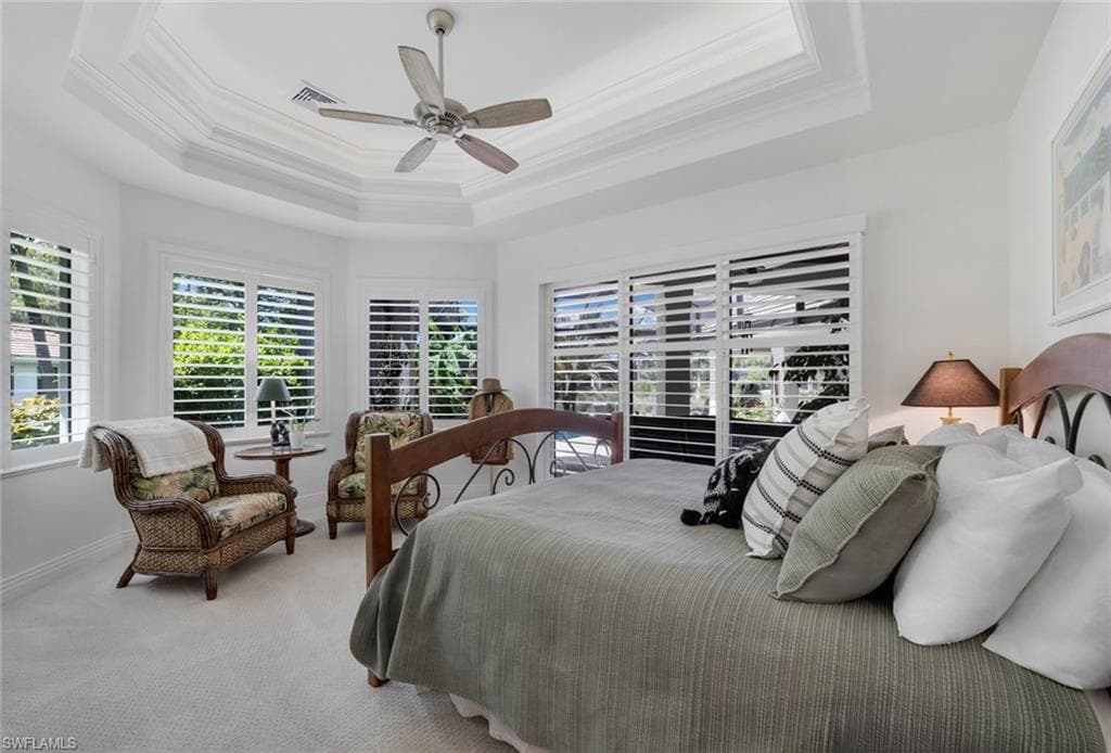 12901 Pond Apple DR E, NAPLES FL 34119-29