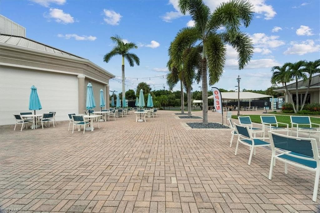 1845 Les Chateaux BLVD # 303, NAPLES FL 34109-34