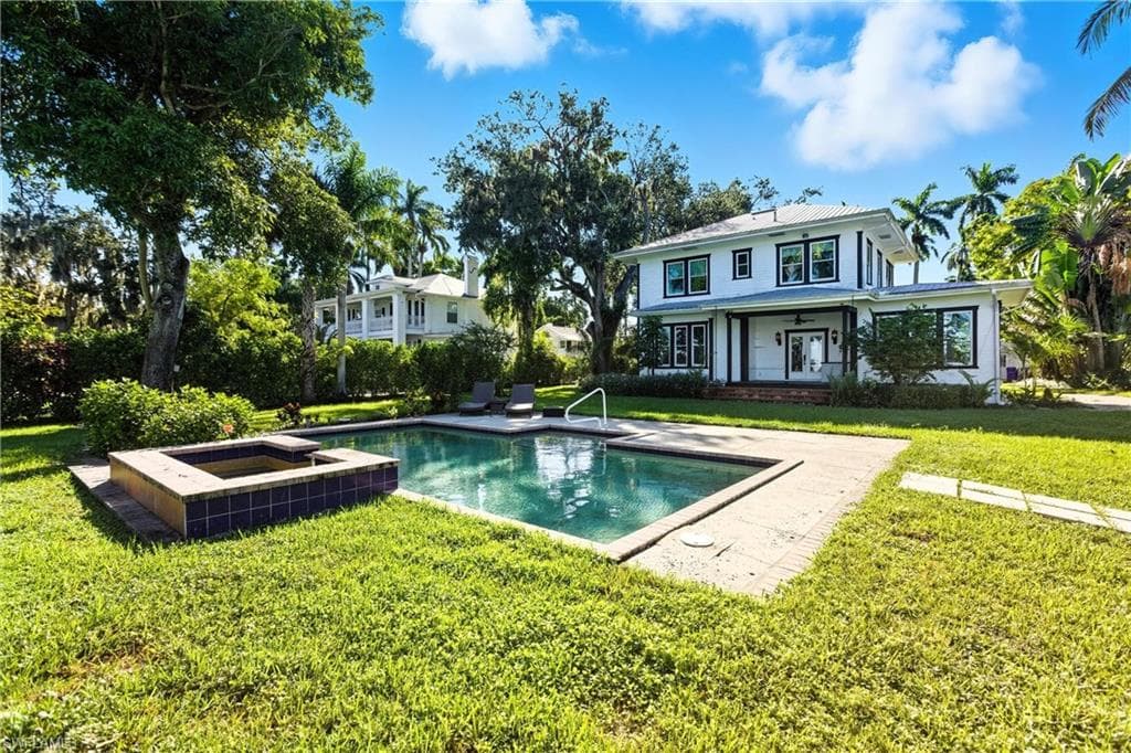 101 Fairview AVE, FORT MYERS FL 33905-41