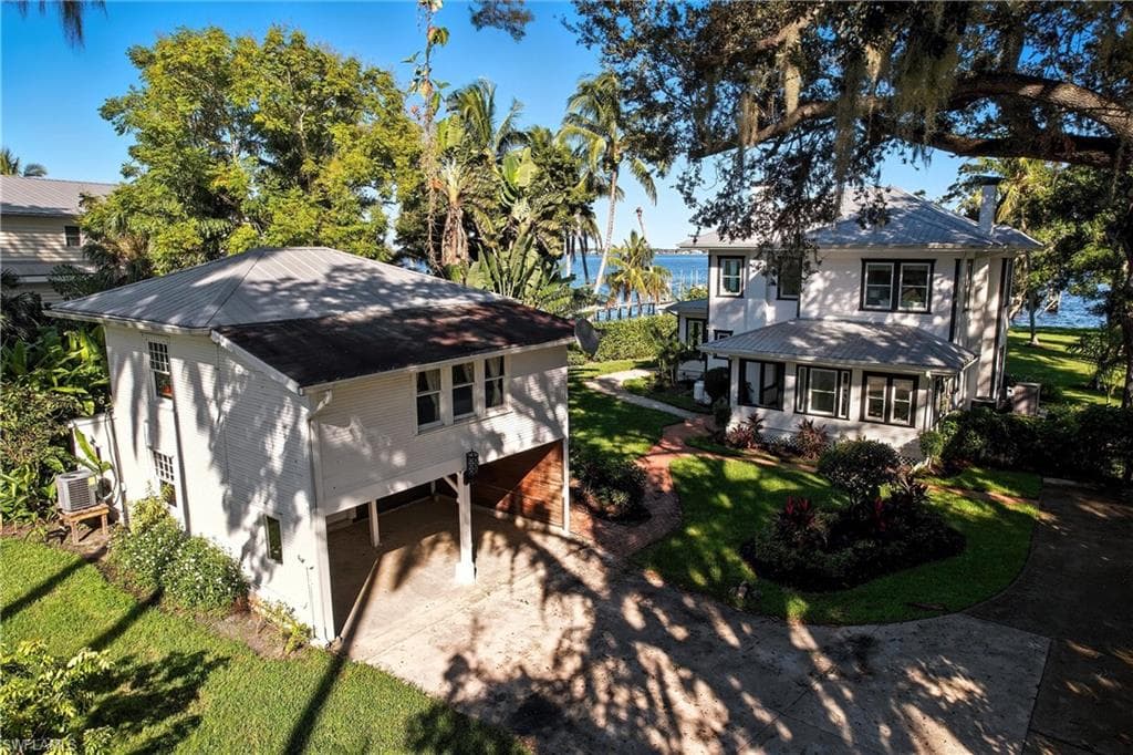 101 Fairview AVE, FORT MYERS FL 33905-6