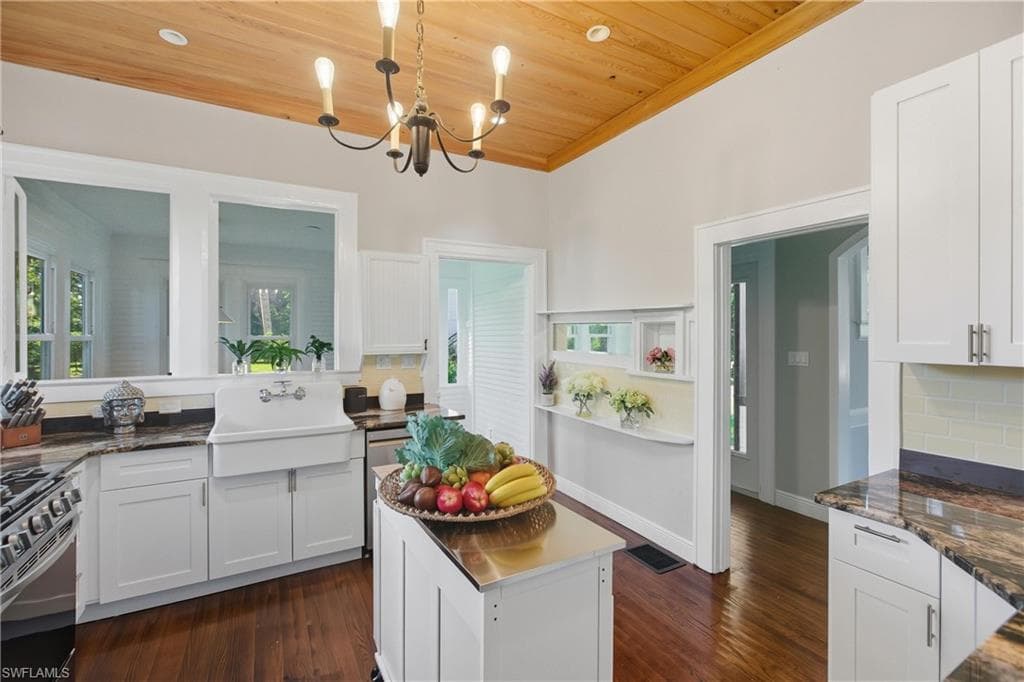 101 Fairview AVE, FORT MYERS FL 33905-13