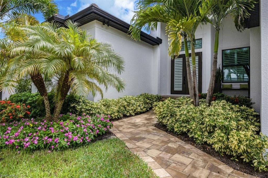 27069 Serrano WAY, BONITA SPRINGS FL 34135-1