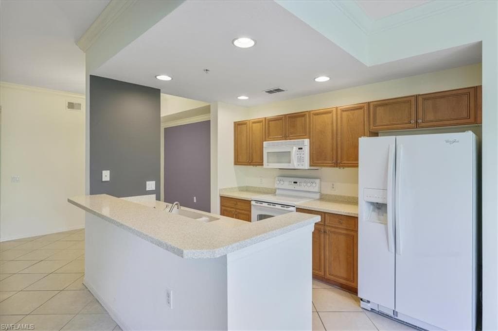 8261 Pathfinder LOOP # 738, FORT MYERS FL 33919-10