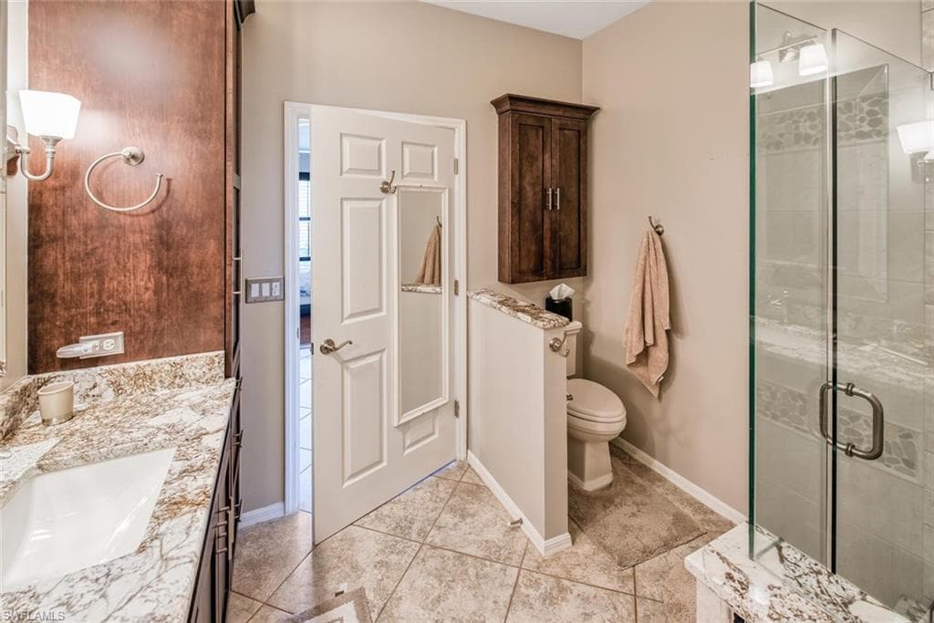23036 Lone Oak DR, ESTERO FL 33928-23