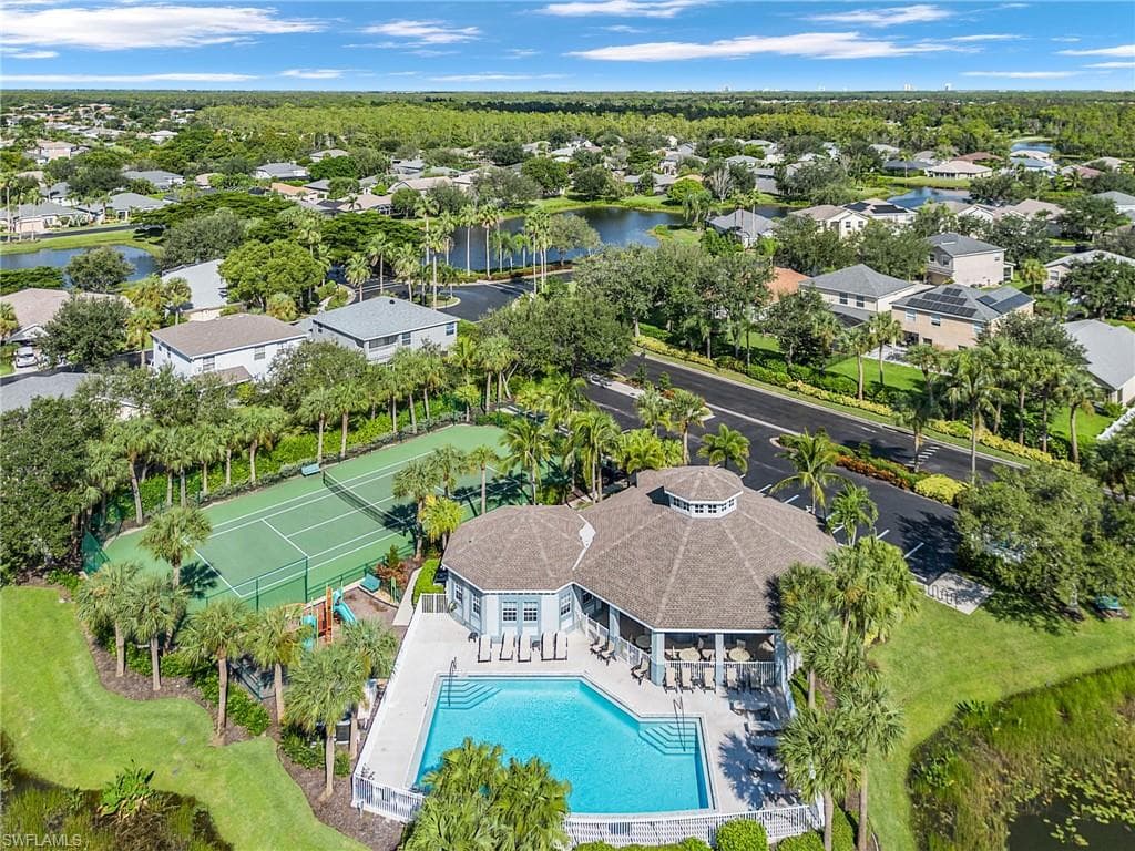 9021 Falcon Pointe LOOP, FORT MYERS FL 33912-1