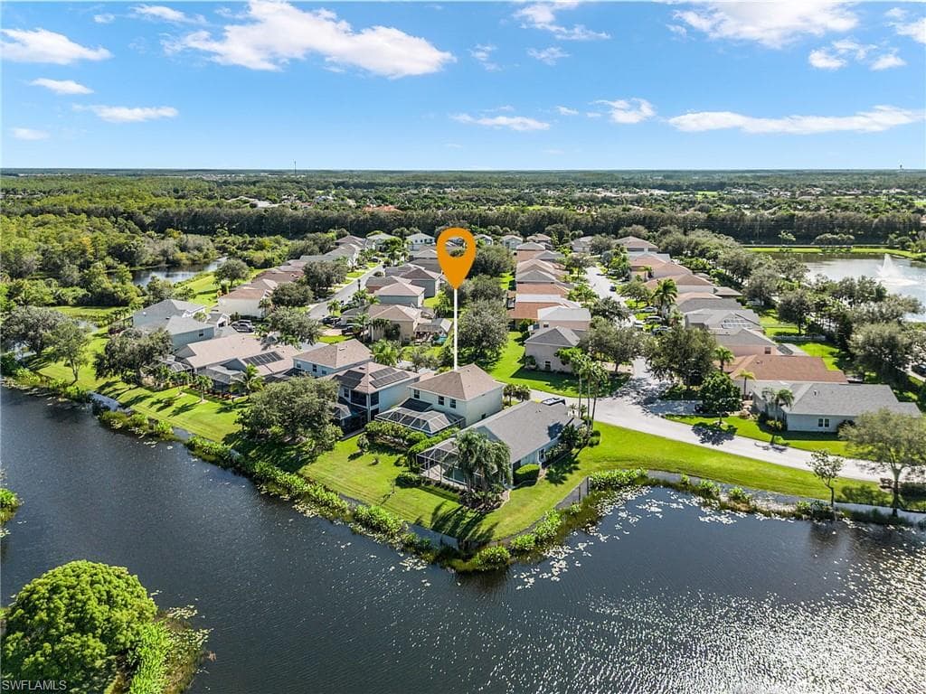 9021 Falcon Pointe LOOP, FORT MYERS FL 33912-37