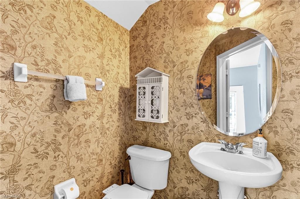 9021 Falcon Pointe LOOP, FORT MYERS FL 33912-17
