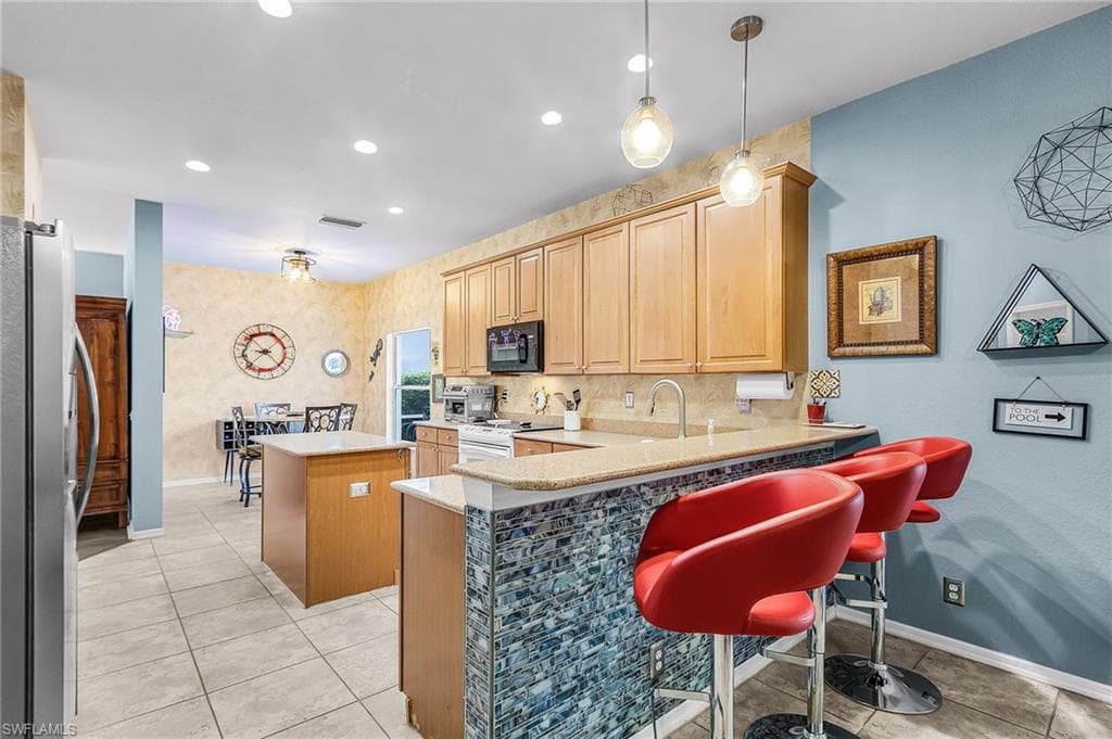 9021 Falcon Pointe LOOP, FORT MYERS FL 33912-10