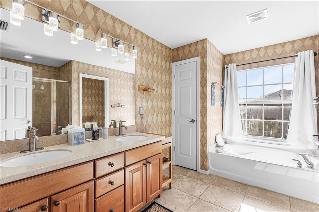 9021 Falcon Pointe LOOP, FORT MYERS FL 33912-28
