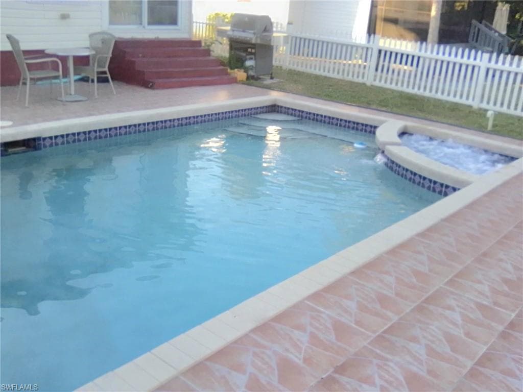 3117 Areca AVE, NAPLES FL 34112-31