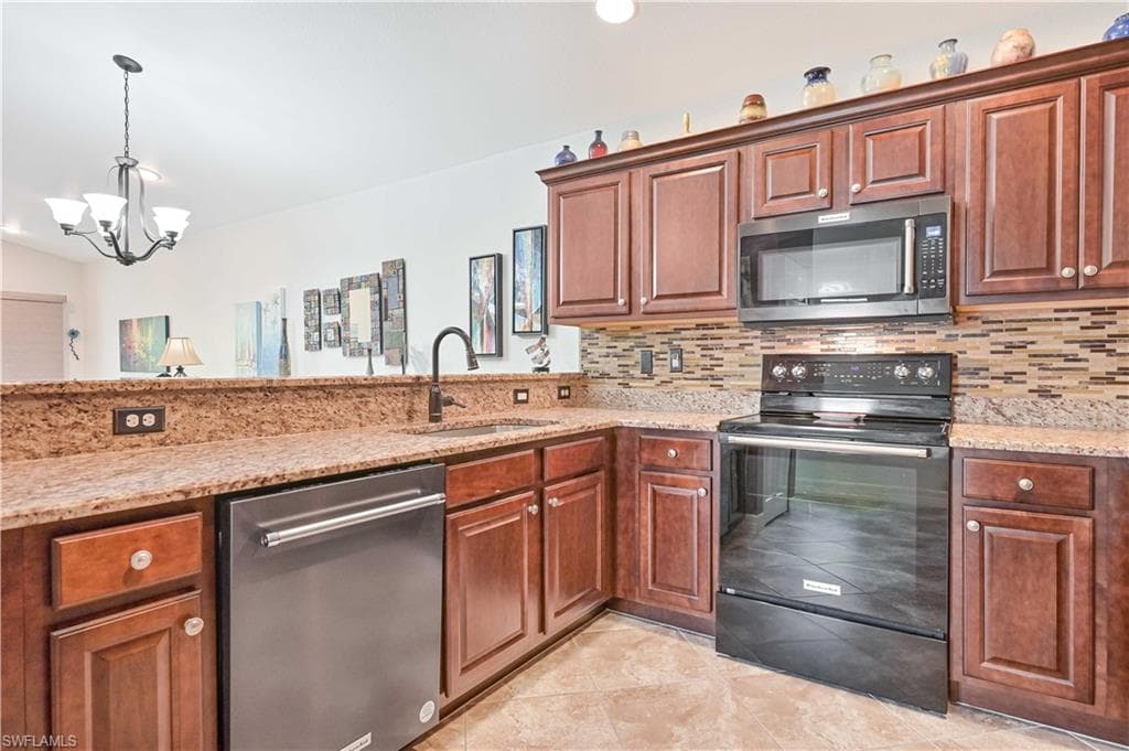 10539 Carolina Willow DR, FORT MYERS FL 33913-13