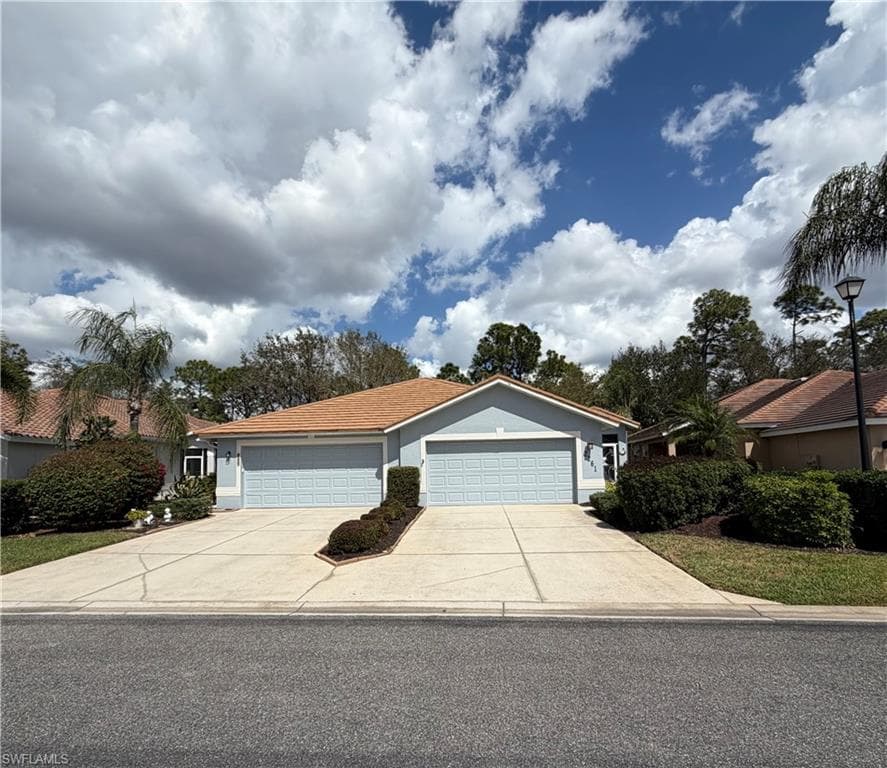 2261 Carnaby CT, LEHIGH ACRES FL 33973-11