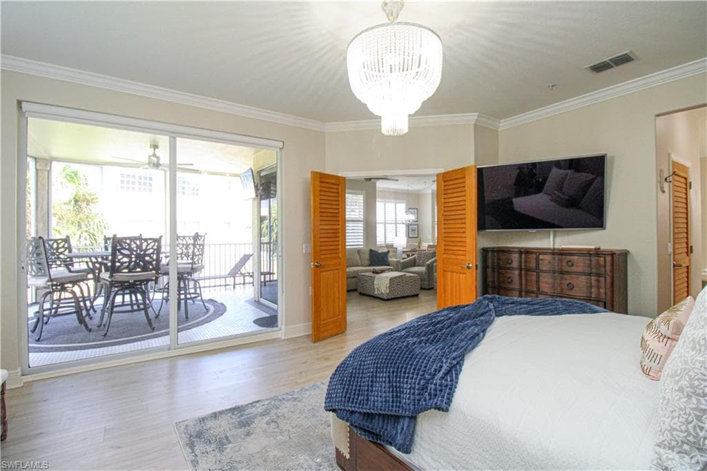 4853 Hampshire CT # 107, NAPLES FL 34112-30