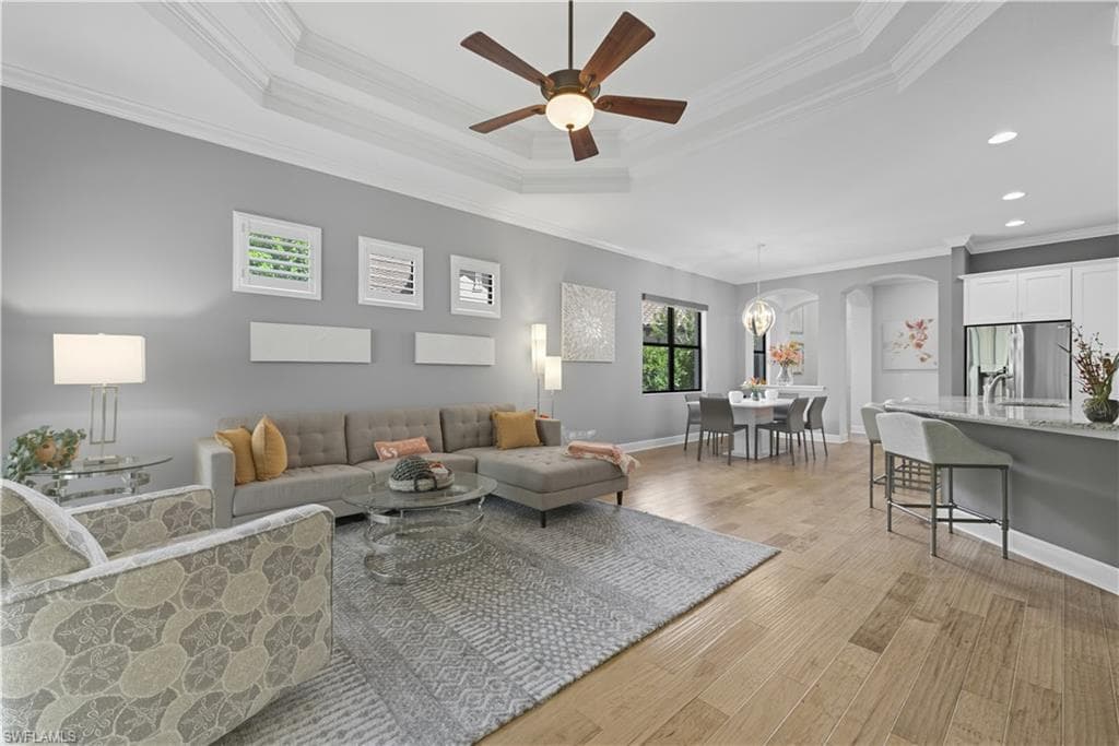 9475 Isla Bella CIR, BONITA SPRINGS FL 34135-12