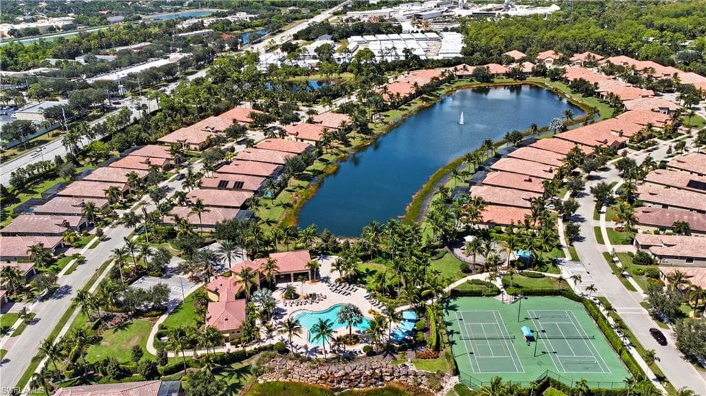 9475 Isla Bella CIR, BONITA SPRINGS FL 34135-46