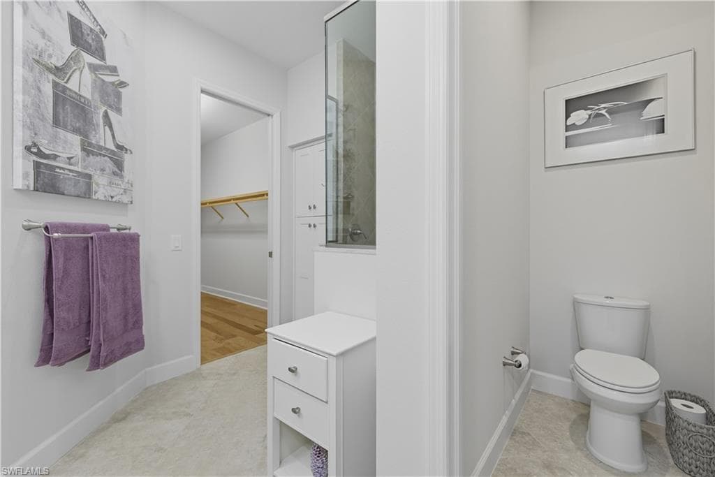 9475 Isla Bella CIR, BONITA SPRINGS FL 34135-27