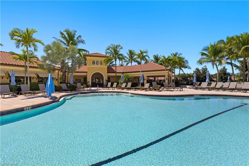 9475 Isla Bella CIR, BONITA SPRINGS FL 34135-33