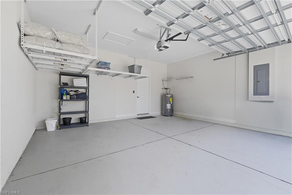 9475 Isla Bella CIR, BONITA SPRINGS FL 34135-32