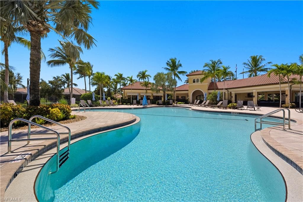 9475 Isla Bella CIR, BONITA SPRINGS FL 34135-34