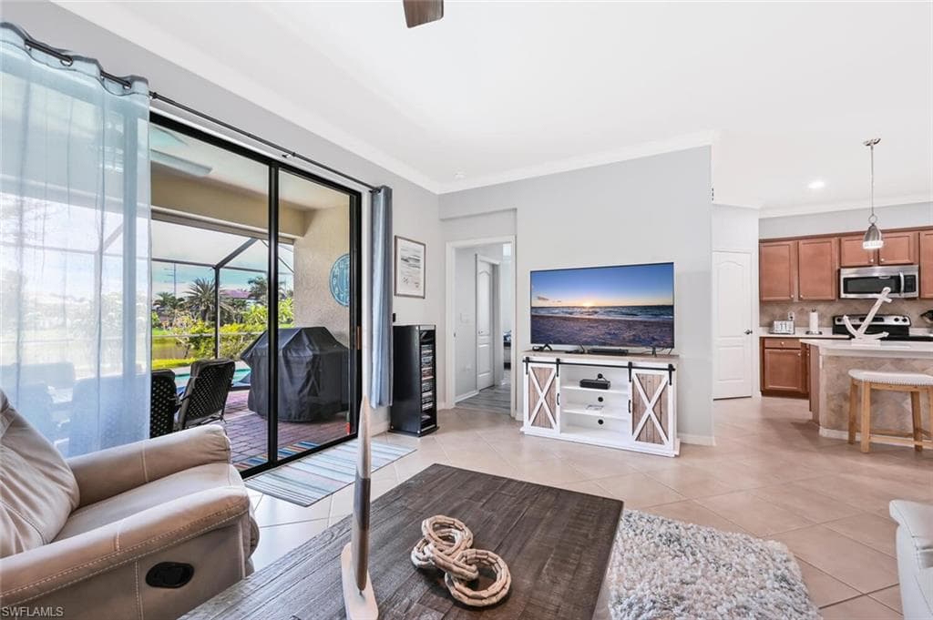 3742 Treasure Cove CIR, NAPLES FL 34114-4