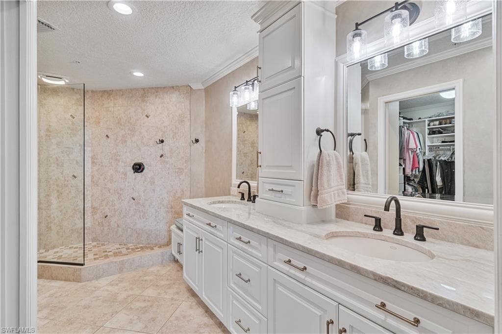 264 Barefoot Beach BLVD # 502, BONITA SPRINGS FL 34134-17