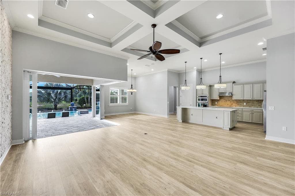 9180 Ores CIR, NAPLES FL 34120-6