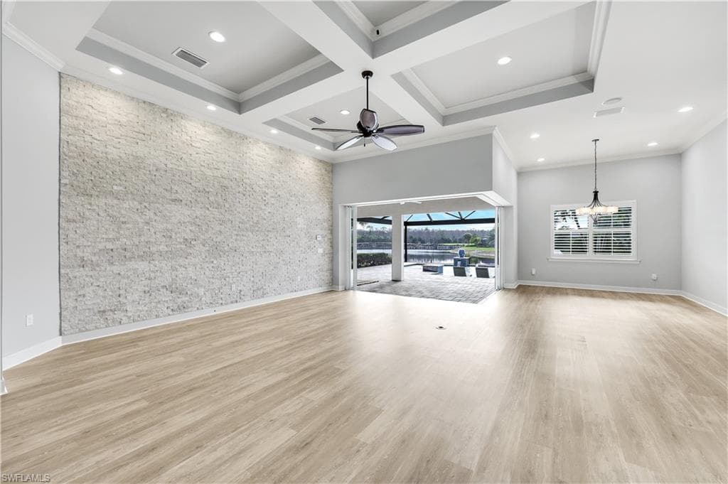 9180 Ores CIR, NAPLES FL 34120-9