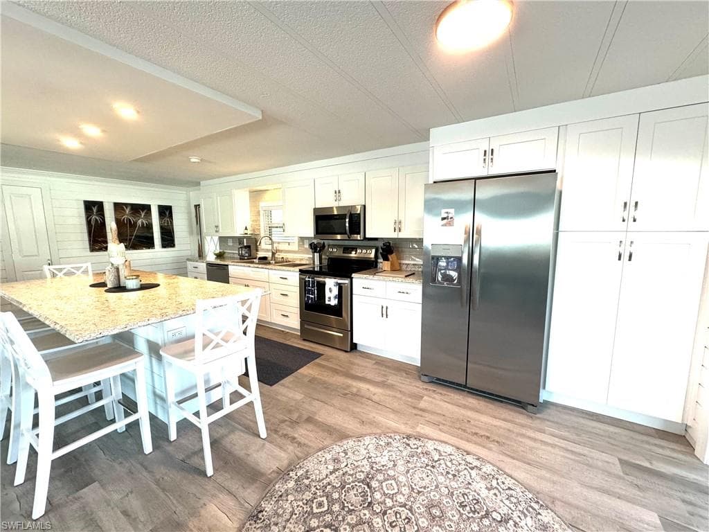 4700 Leilani LN, BONITA SPRINGS FL 34134-16