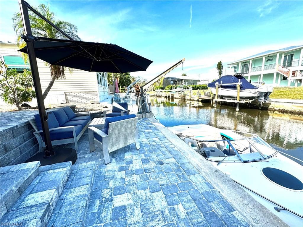 4700 Leilani LN, BONITA SPRINGS FL 34134-11