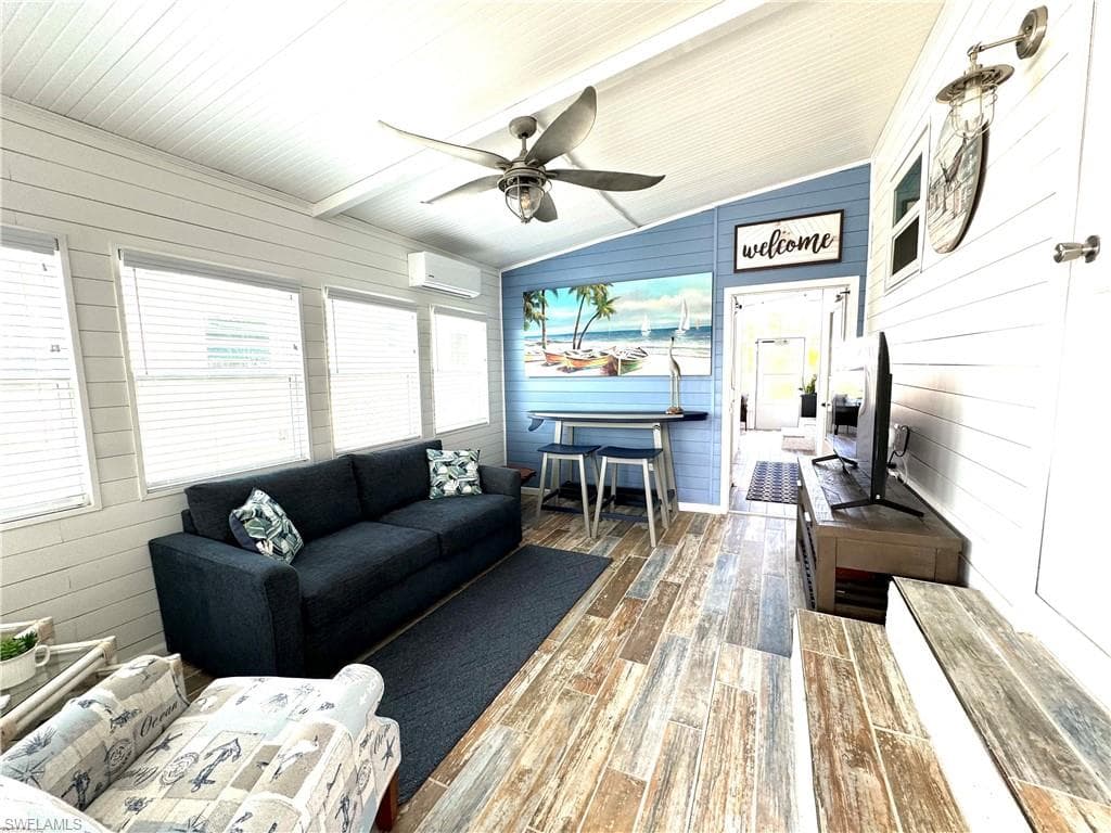 4700 Leilani LN, BONITA SPRINGS FL 34134-4