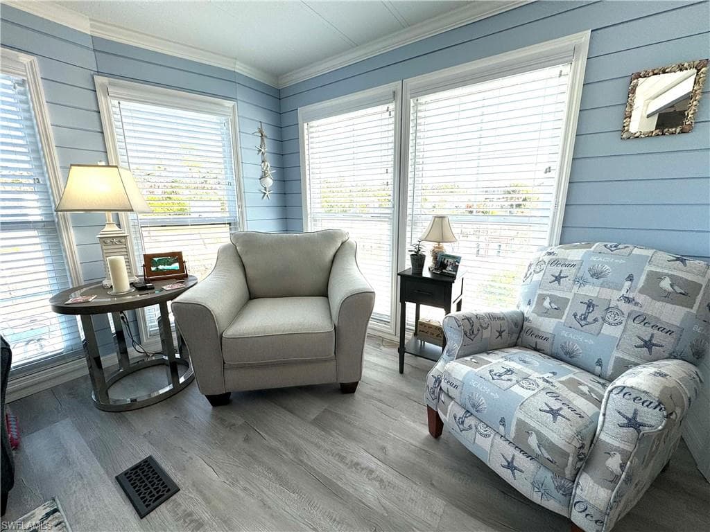 4700 Leilani LN, BONITA SPRINGS FL 34134-8