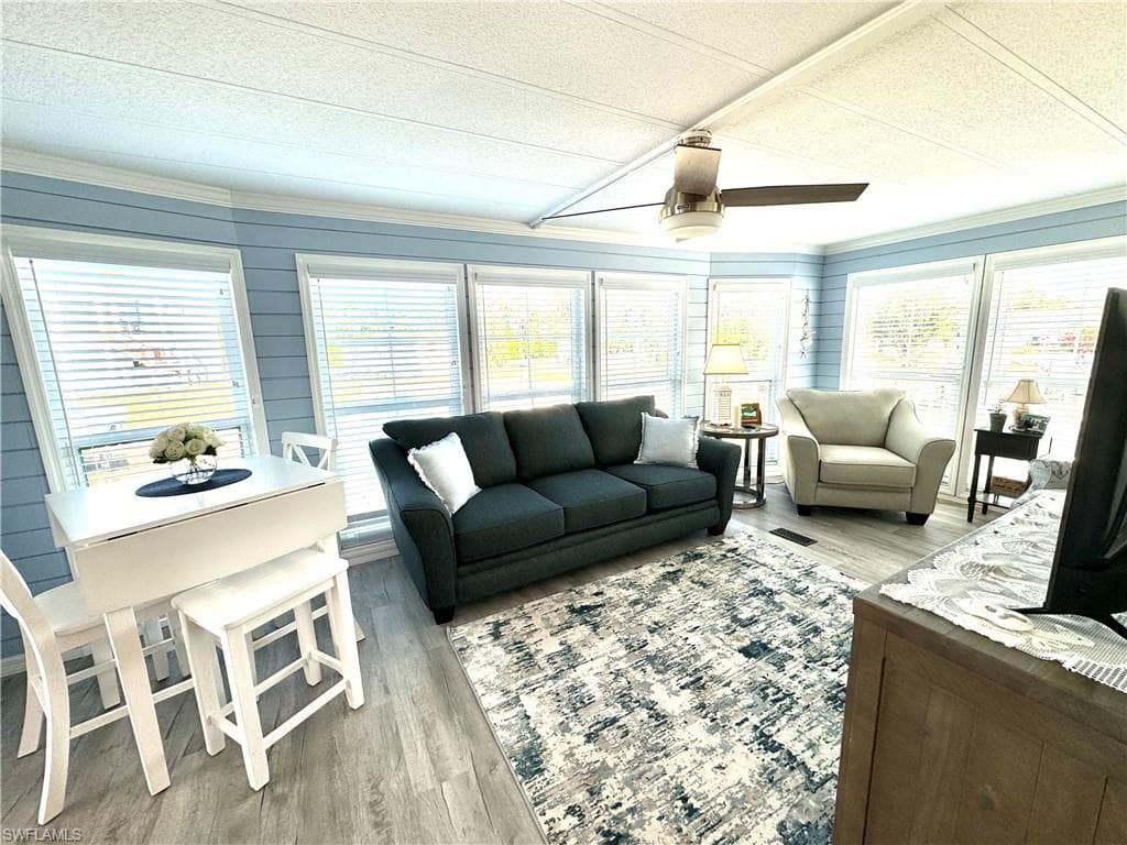 4700 Leilani LN, BONITA SPRINGS FL 34134-7