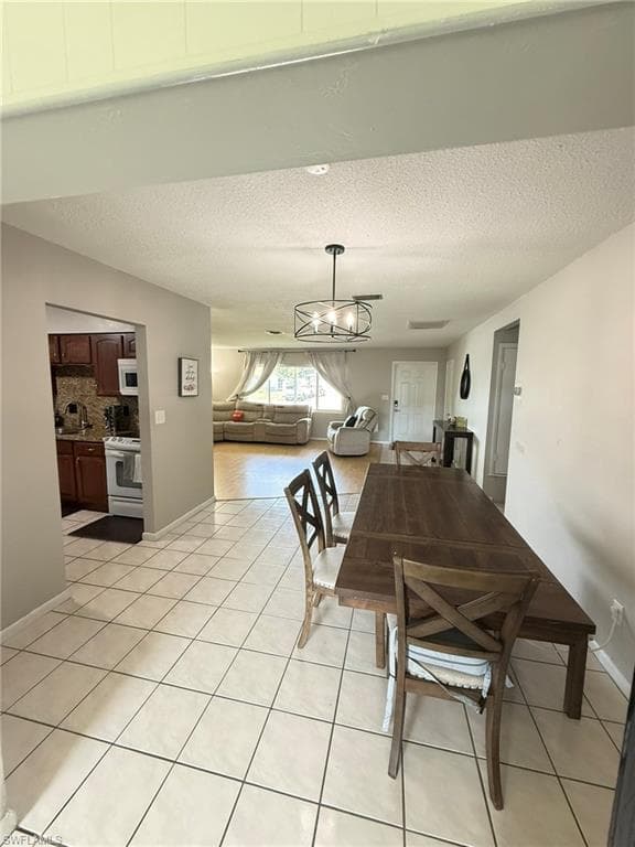 720 Shadyside ST, LEHIGH ACRES FL 33936-3