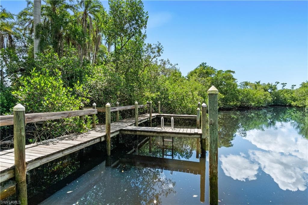 7220 Hendry Creek DR, FORT MYERS FL 33908-4