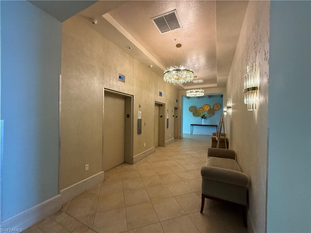 2797 1st ST 1706-9