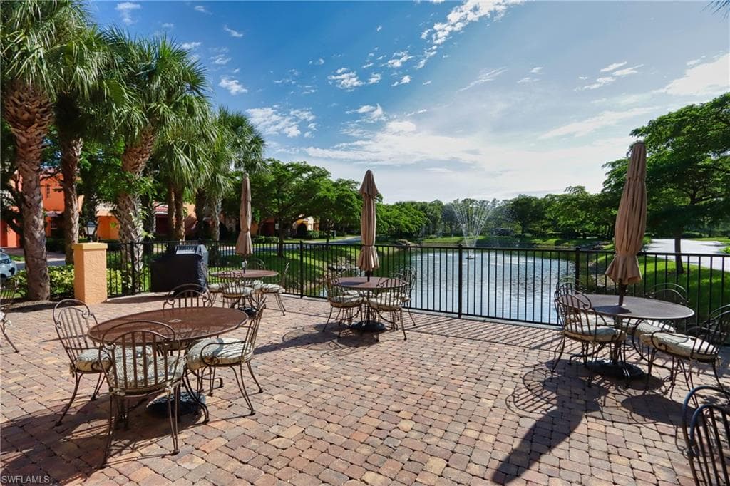 8601 Piazza Del Lago CIR # 101, ESTERO FL 33928-2
