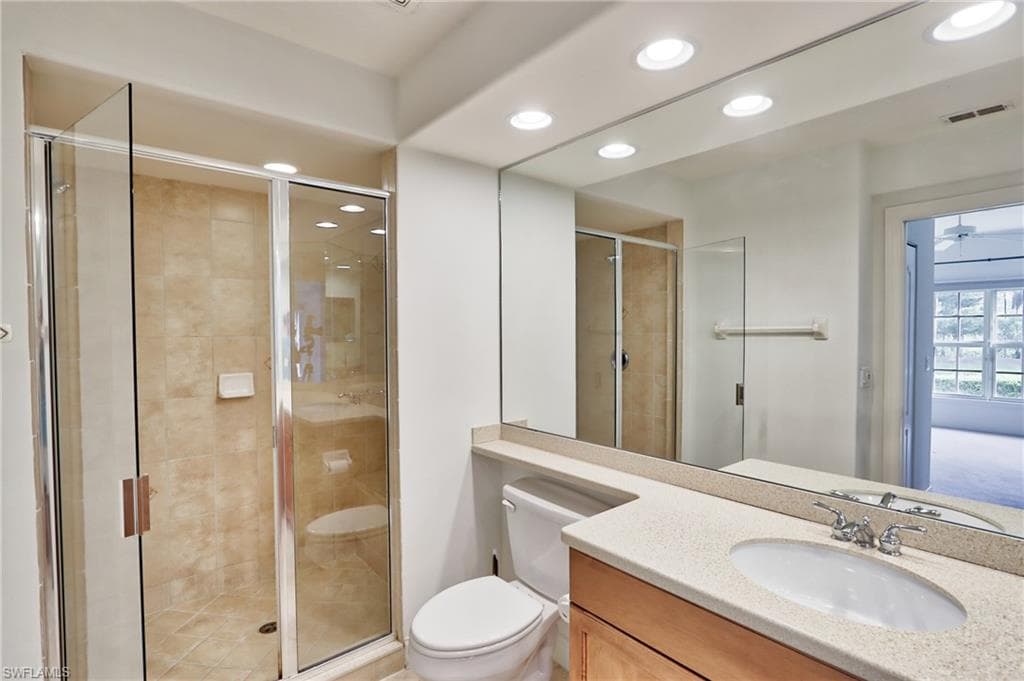 8601 Piazza Del Lago CIR # 101, ESTERO FL 33928-24