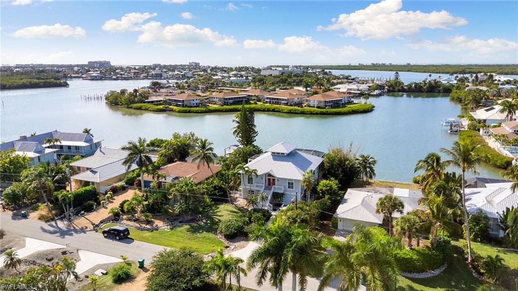 418 Panay AVE, NAPLES FL 34113-39