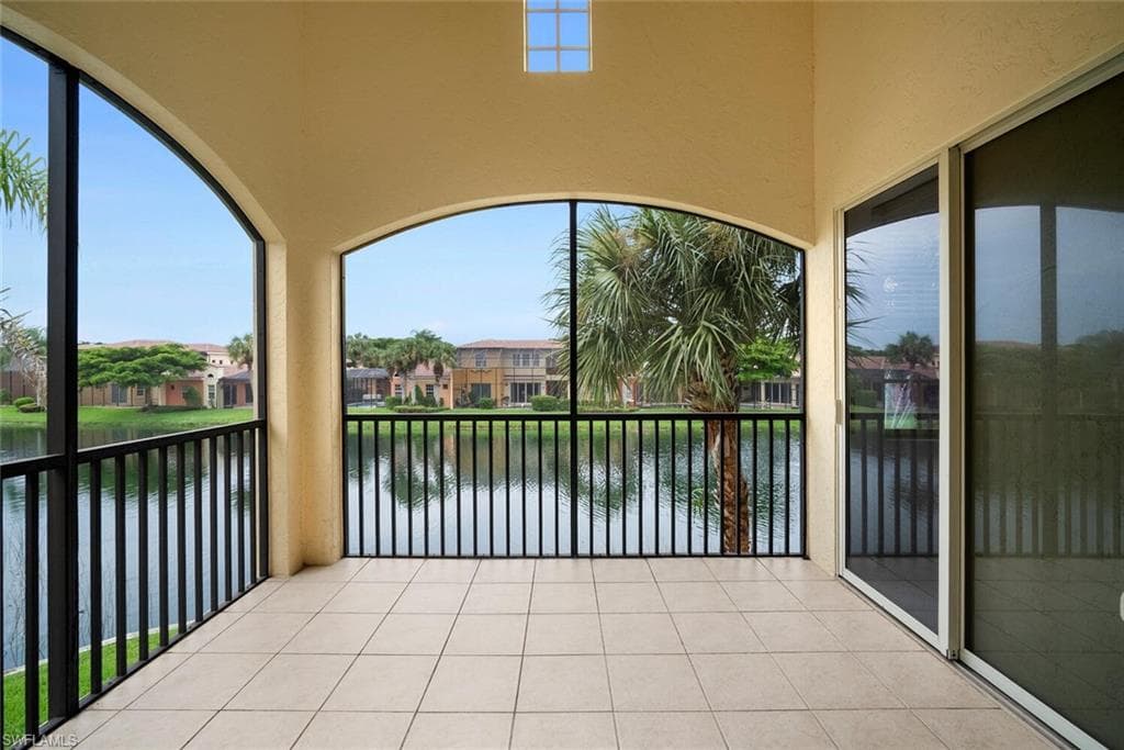8581 Via Garibaldi CIR # 201, ESTERO FL 33928-4