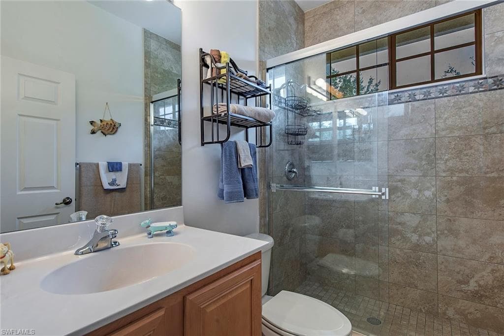24300 SANDPIPER ISLE WAY # 201, BONITA SPRINGS FL 34134-9