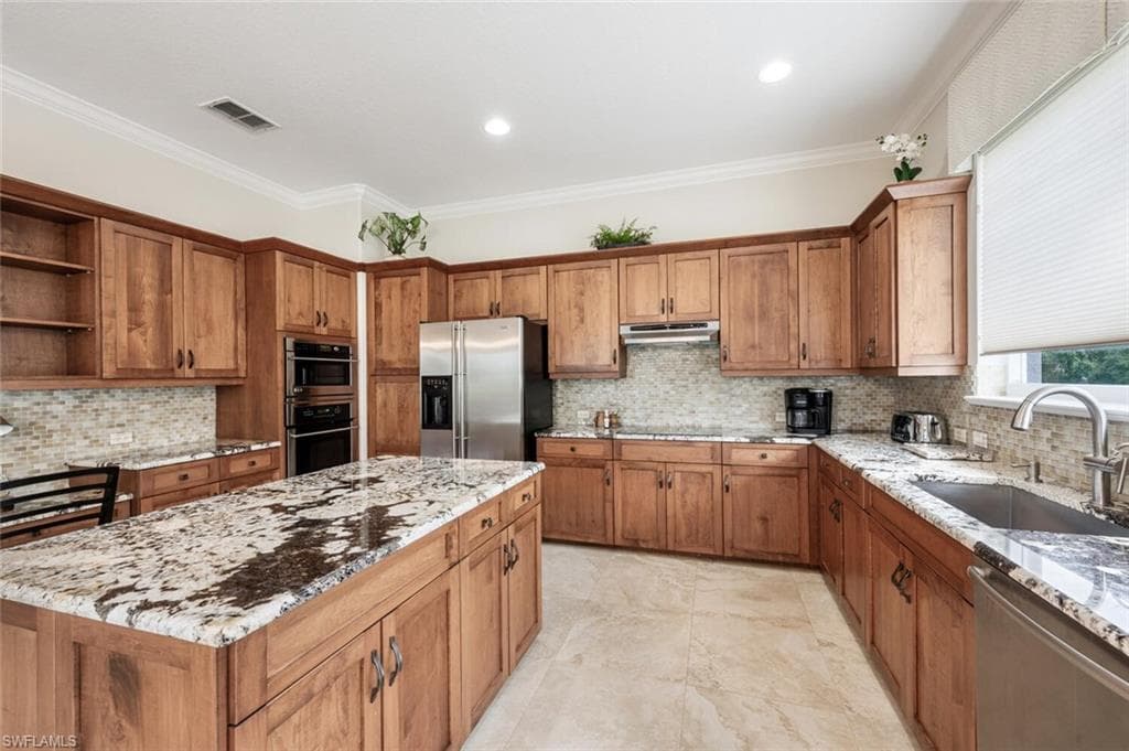 3019 Lancaster DR # 3, NAPLES FL 34105-11