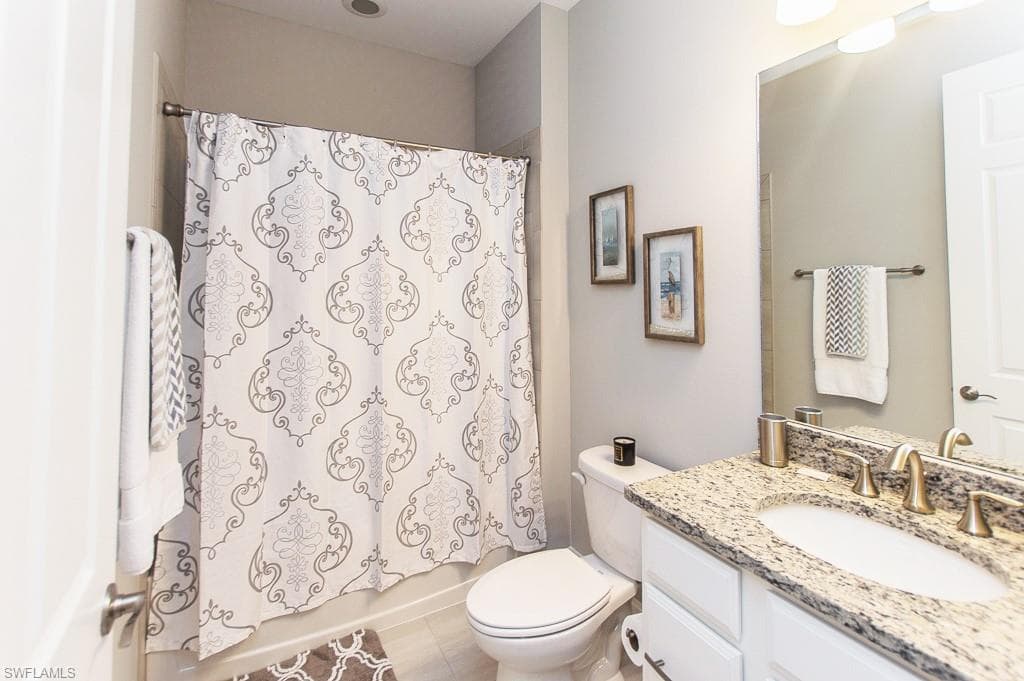 14670 Catamaran PL, NAPLES FL 34114-15