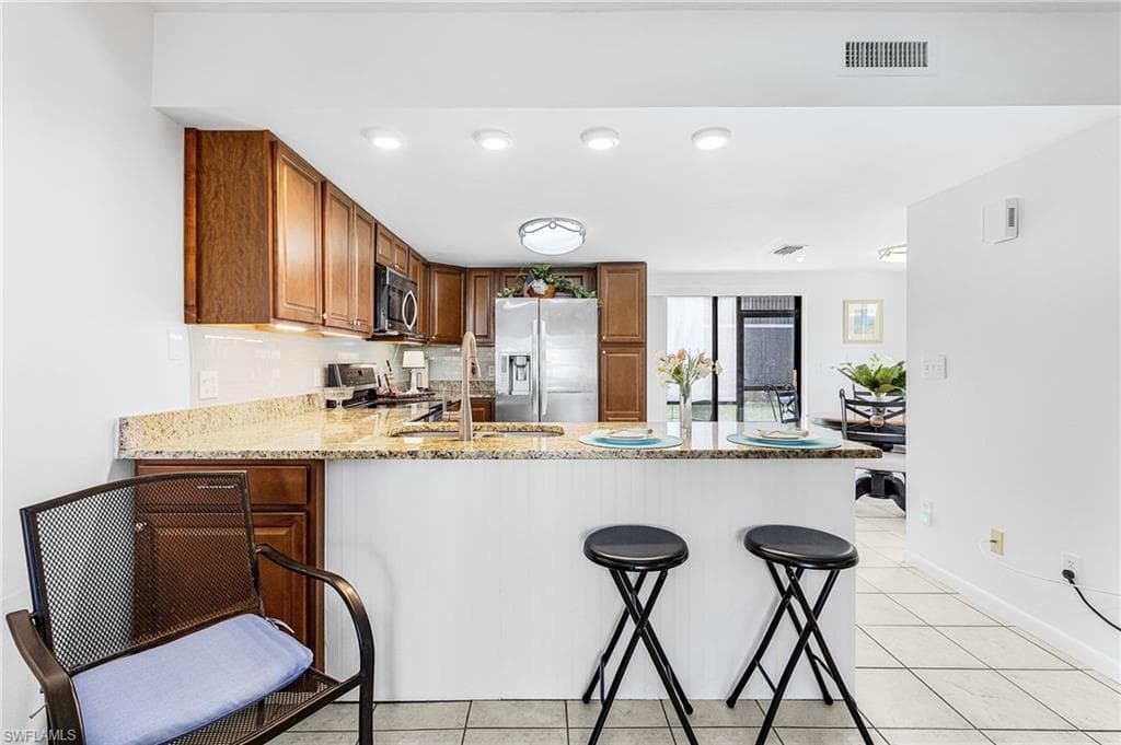 4903 Vincennes ST 116-5