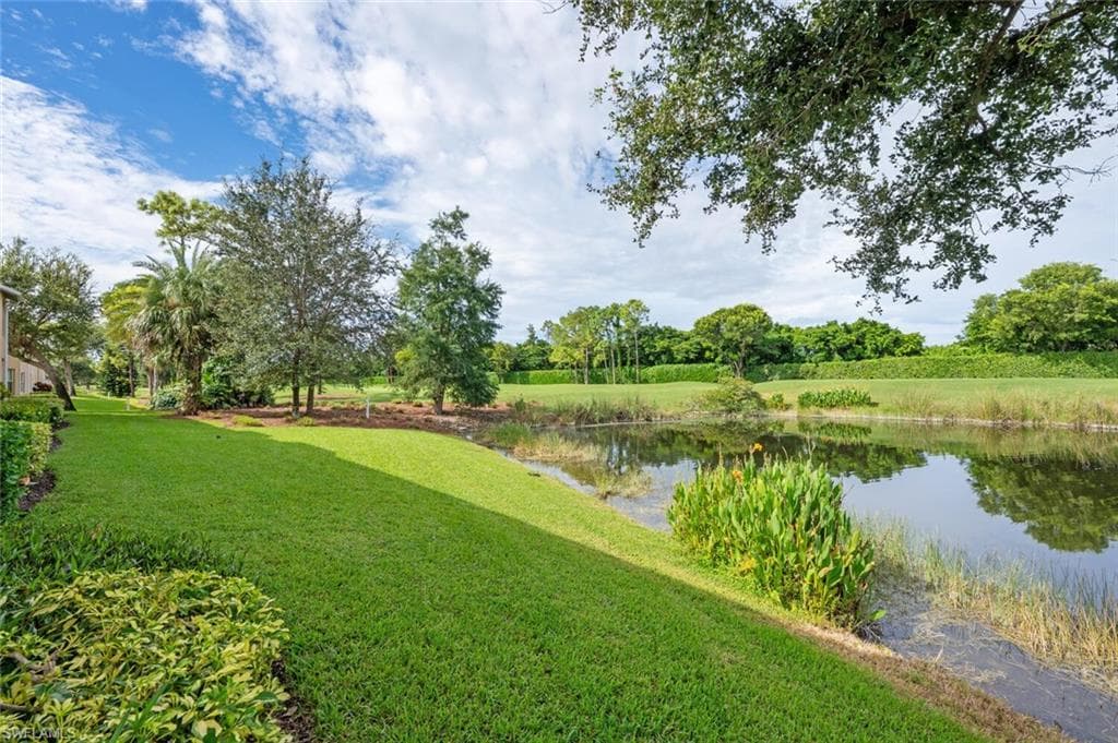 2895 Cypress Trace CIR # 202, NAPLES FL 34119-25