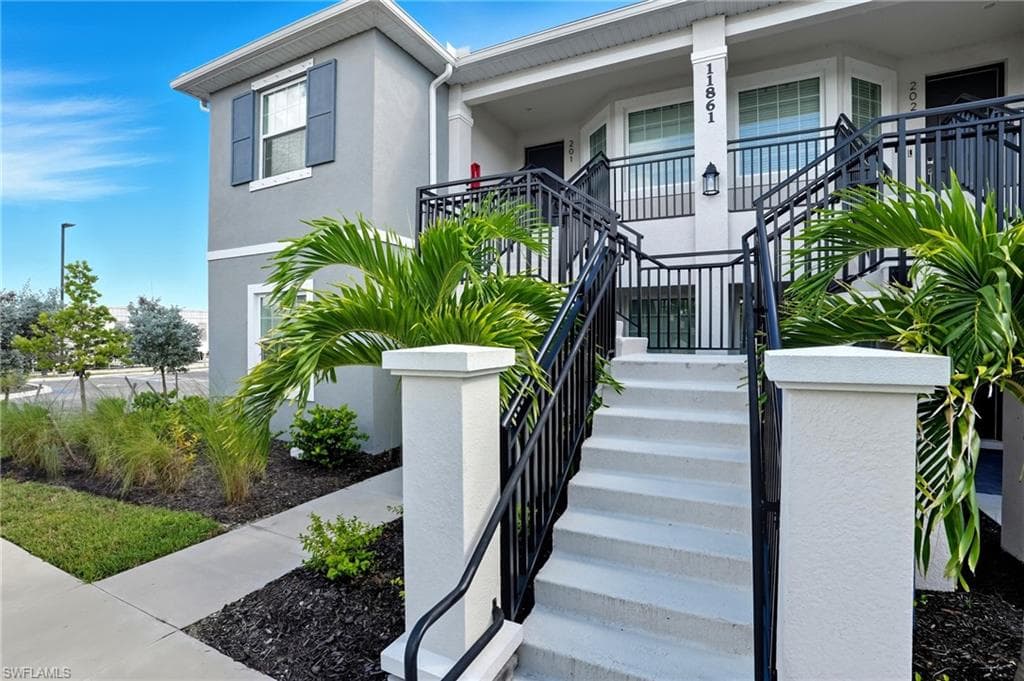 11861 Venetian Lagoon DR, FORT MYERS FL 33913-2