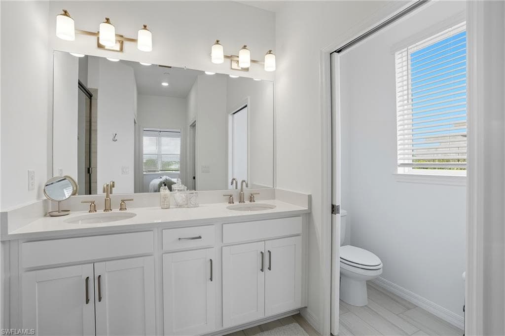 11861 Venetian Lagoon DR, FORT MYERS FL 33913-23