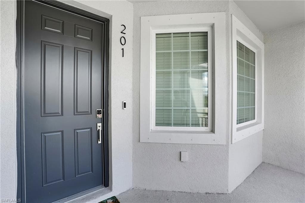 11861 Venetian Lagoon DR, FORT MYERS FL 33913-3