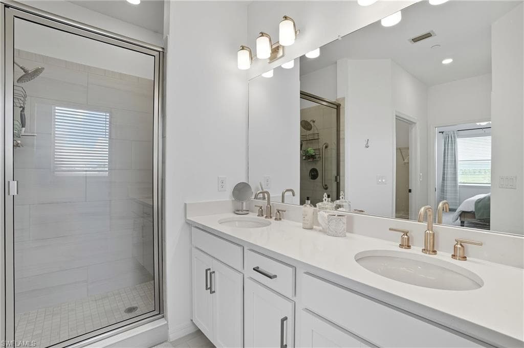 11861 Venetian Lagoon DR, FORT MYERS FL 33913-24